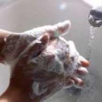 Как отмыть монтажную пену с рук – свежую и уже засохшую