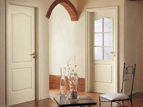 Какие выбрать белые межкомнатные двери для дома и квартиры